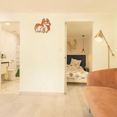 Cosy Duplex House In Downtown Будинок відпочинку *